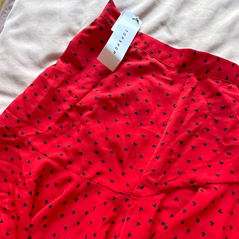 Red skirt